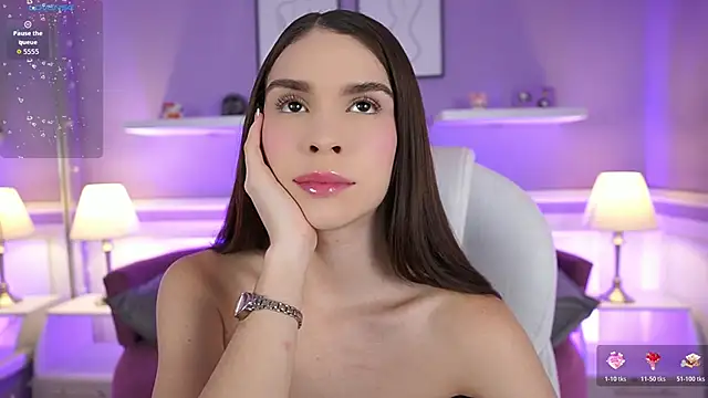 AlinaBennet_ webcam