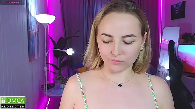 Mira_Mermayd webcam
