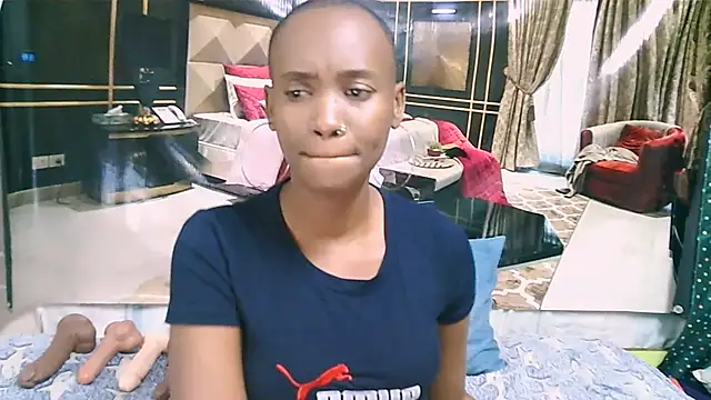 EbonyOlive69 webcam