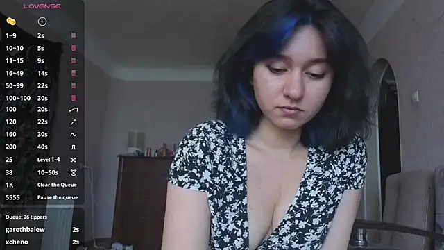 MiaLovelyOne webcam