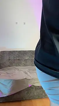 Alexander_Connor live cam on StripChat