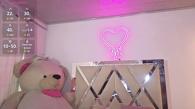 MILAH_TAY webcam