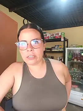 Watch Blanquita_vip live on EroticFlix - High definition streams