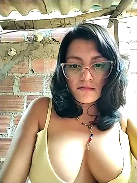sienna_elara webcam