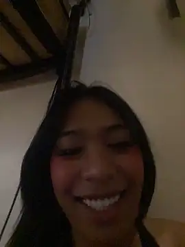 hugecock_tamira webcam