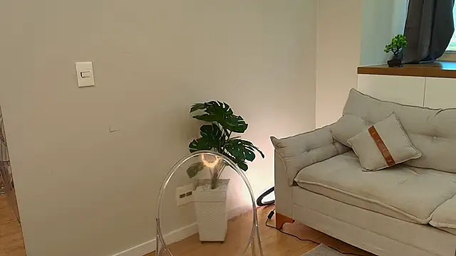 Diana_pearson webcam