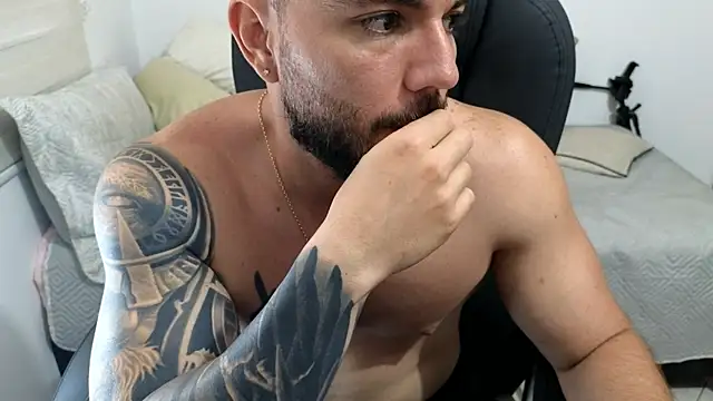 Isaac_Carter webcam