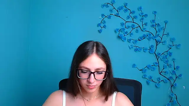 Watch KissMeJulia live on EroticFlix - High definition streams