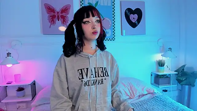 Zoe_Lynch_