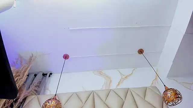 ibbie_drastic (F young) - Squirt Public + 5 DOMI control minutes😈
