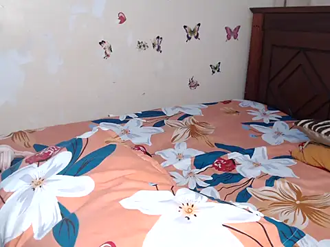 pinkeie_ (F teen) - stripdance