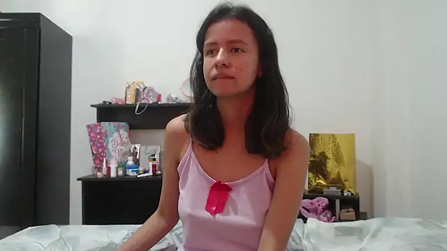 Watch nathaly_jones_ live on EroticFlix - High definition streams