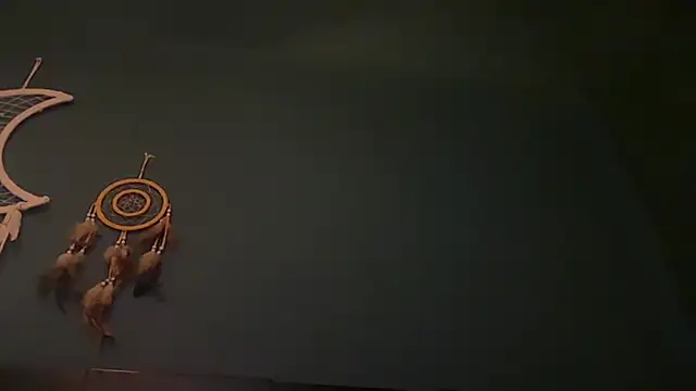icebergslim281 live cam on StripChat