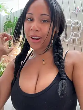 HaileyDiana webcam