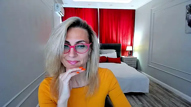 Watch MuseOfStage live on EroticFlix - High definition streams