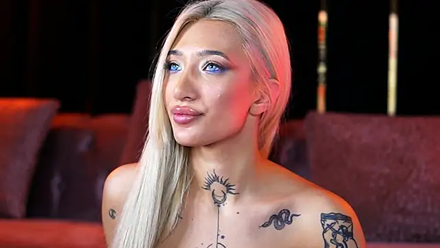 Watch SiennaJayden live on EroticFlix - High definition streams