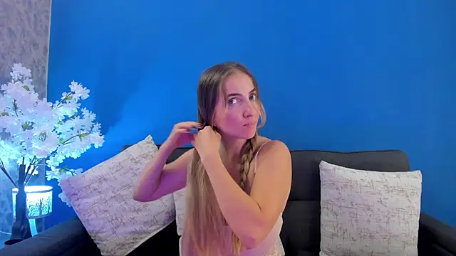 Watch BellaMarieX live on EroticFlix - High definition streams