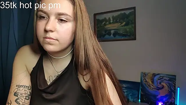 DainaCampagnini webcam