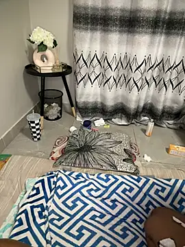 Nicole_bash webcam
