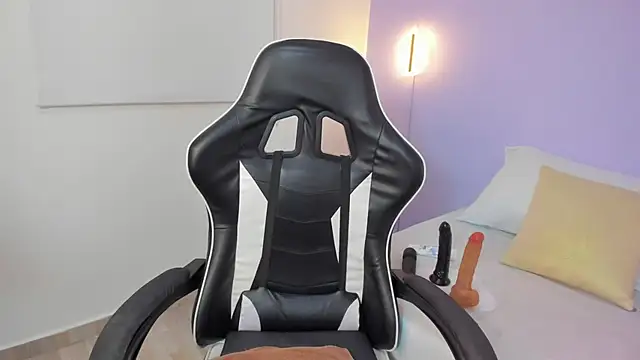 luna_blazze_ webcam