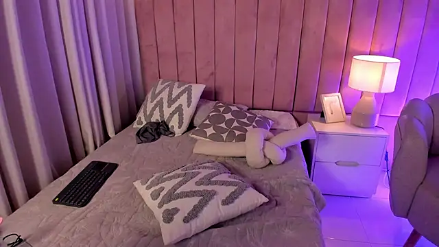 Elizabeth_rochee webcam
