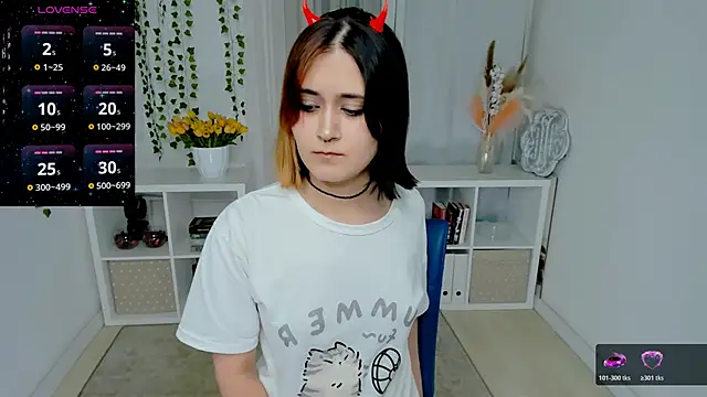Alexa_Lexi_ webcam