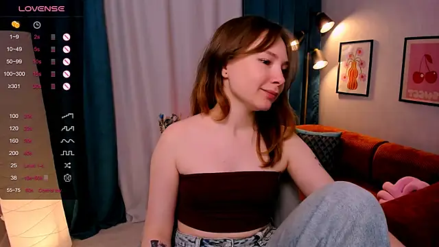 LanaBlu_ webcam