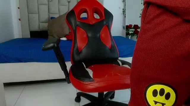 sven_fox723 webcam