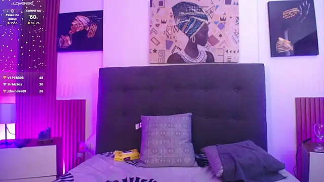 milfsecret69 webcam