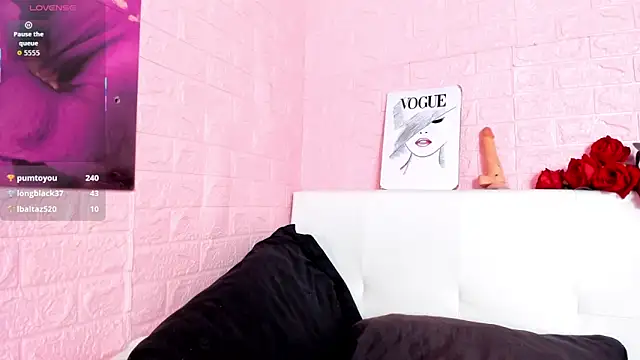 Celeste_Rox webcam