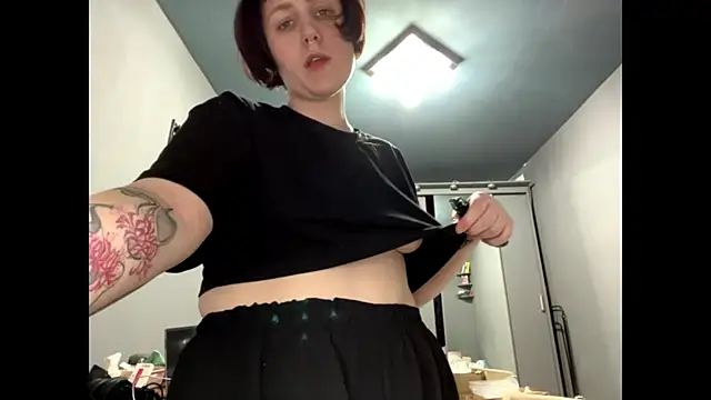 LiyaStile webcam