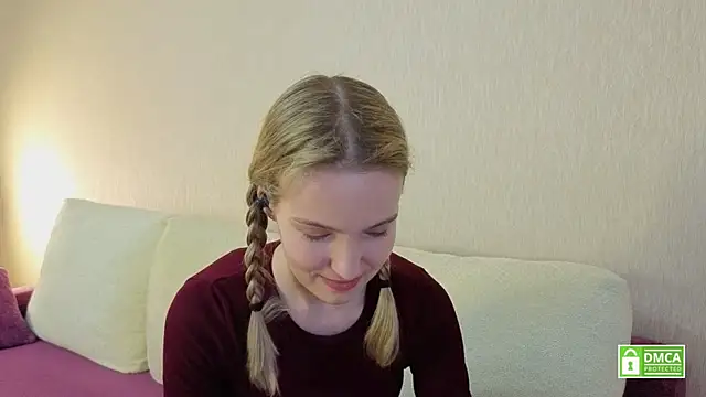 Watch HongTomczak live on EroticFlix - High definition streams