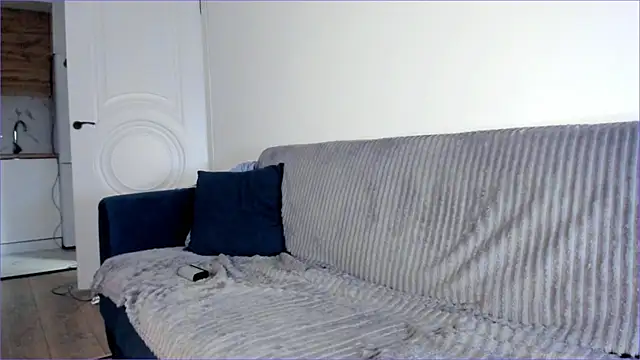 kimiko_ara webcam