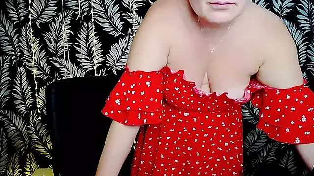 Olivia_playful webcam