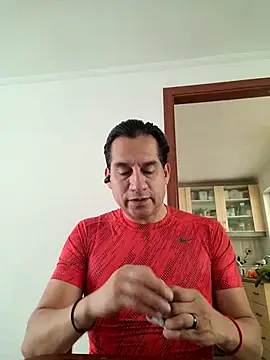 ChrisFloresP webcam