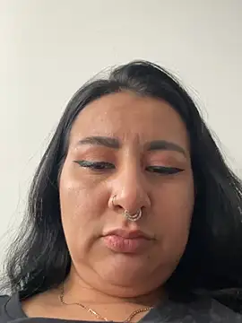 Abril_Luv webcam