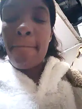 AfricanBarbiee69 live cam on StripChat