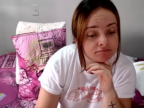 BrianaBarbes webcam