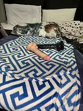 Nicole_bash webcam