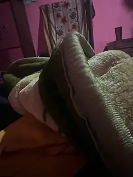 YOURBHABI143 webcam