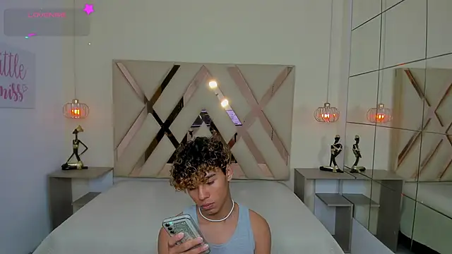 Anyelo_Twink webcam