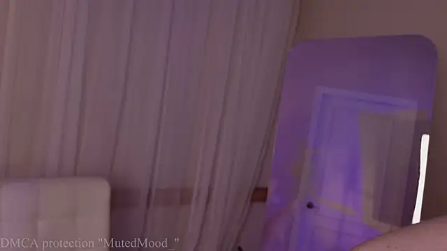 MutedMood_ webcam