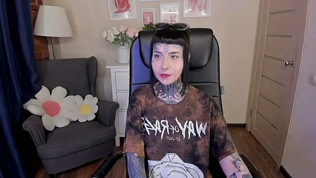 Bloood__Mary webcam