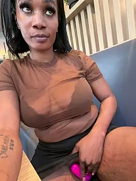 ___Nessa live Stripchat room