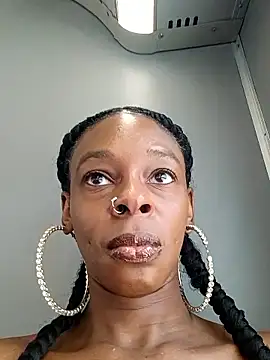 Jasmine_FullsShine webcam