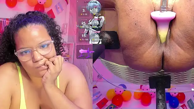 MhiaRey webcam
