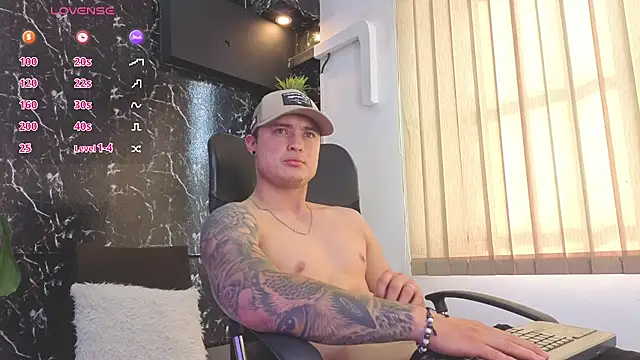 Alexander_ferre webcam