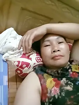 BlueGirlyeah webcam