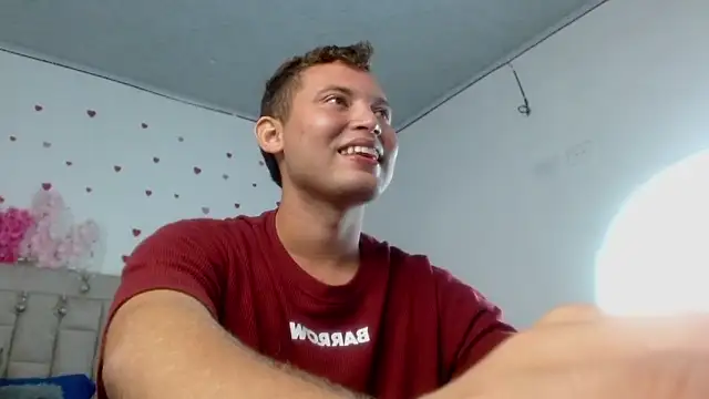 sven_fox723 webcam