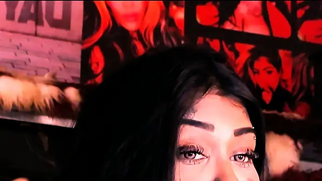 indian_dreamgirl webcam